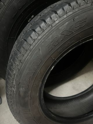 Juego de 4 Neumáticos Joyroad Van RX5