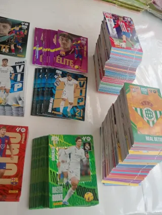 550 Cromos Megacraks MGK Panini 2024 2025