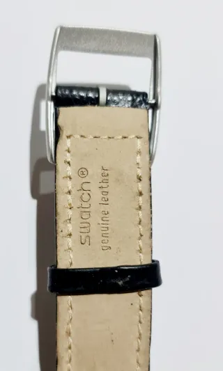 Reloj Swatch Irony Diaphane Negro