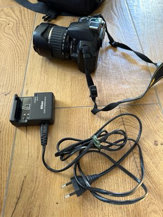 Nikon D3000 + Obiettivo Tamron 18-200mm