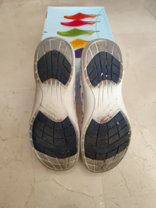 Zuecos sanitarios Wash Go floreados T38