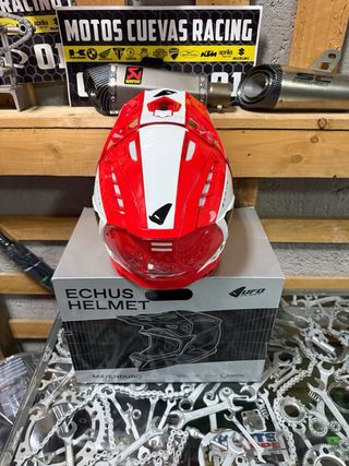 OFERTA Casco UFO Echus Cross Fibra Vidrio