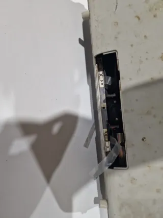 Tocadiscos Sanyo de maleta con radio y cassette