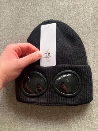 Berretto CP Company nero nuovo