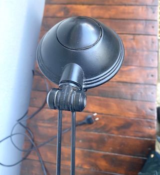 Lampada da tavolo nera