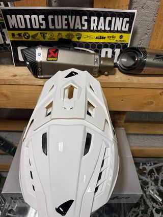 OFERTA Casco Cross UFO Echus Fibra Vidrio