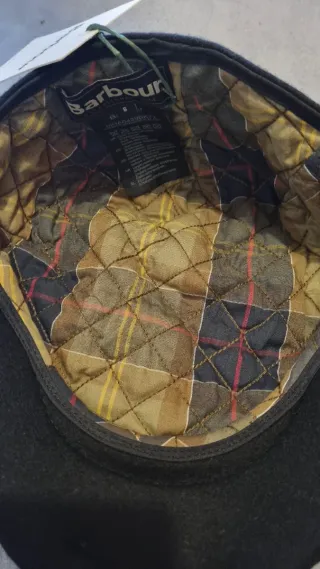 Gorra plana Barbour negra