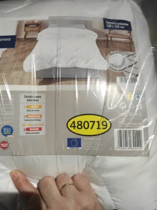 A estrenar   Edredón 4 estaciones 150x220cm..