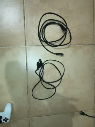 Consola PlayStation 4 Negra + 4 Mandos