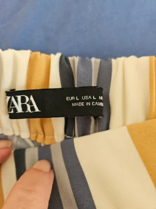 Pantalón culotte Zara rayas