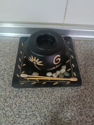 Portacandele in pietra e legno