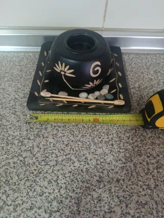 Portacandele in pietra e legno