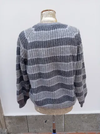 Cardigan a righe grigio e bianco