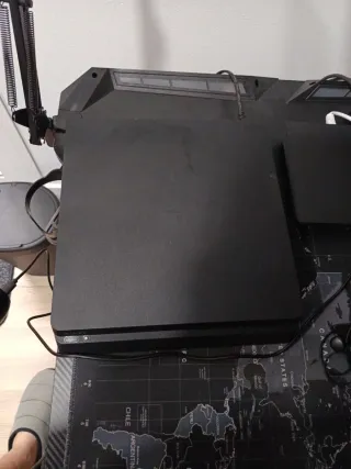 Consola PS4 Slim Negra