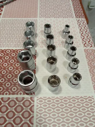 Juego 15 llaves de tubo 8-22