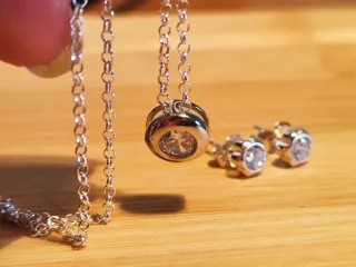 Conjunto Plata Ley Collar y Pendientes