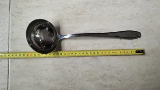 Cucharón de acero inoxidable