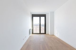 Piso en alquiler en Los Ángeles en Madrid