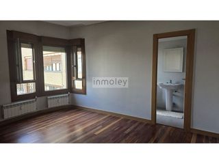 Piso en alquiler en Centro en Vitoria-Gasteiz