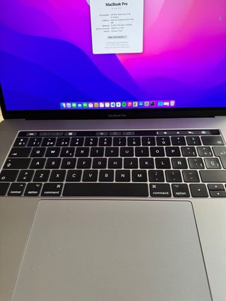 MacBook Pro 15” (2017) – i7 2.8GHz – 16GB – 512GB
