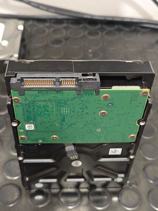 Disco Duro Interno HP 2TB SATA