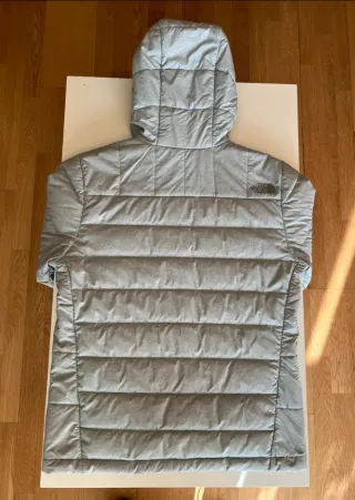 Chaqueta The North Face Gris