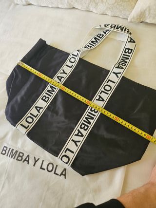 Bolso Shoppee Bimba y Lola Negro