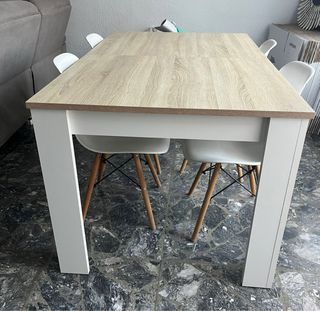 Mesa comedor extensible y 4 sillas madera