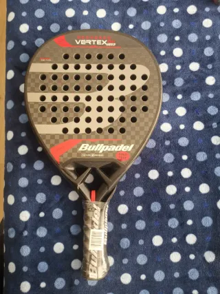 Pala Bullpadel Vertex 04