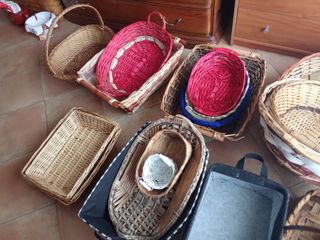 Cesti e panieri in vimini assortiti