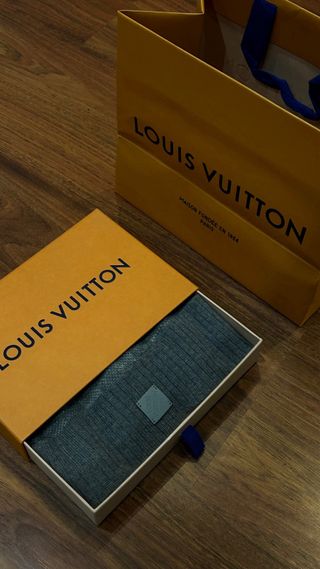 Gorro Louis Vuitton Damier Gris