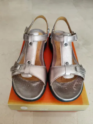 Sandalias Unstructured Talla 38 Plateadas