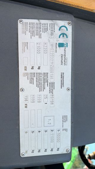 GRUA DEMAG 25T K2203