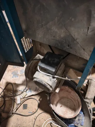 Hormigonera 250L funciona perfectamente