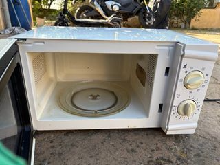 Microondas Taurus Blanco