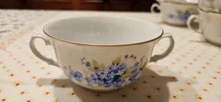 11 Tazas Consomé Cerámica Checoslovaca. Marca Thun