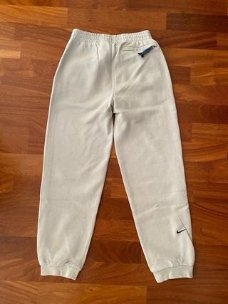Pantalón chándal Nike beige niño