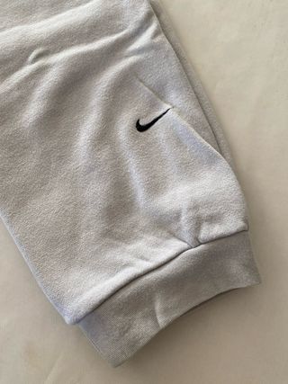 Pantalón chándal Nike beige niño