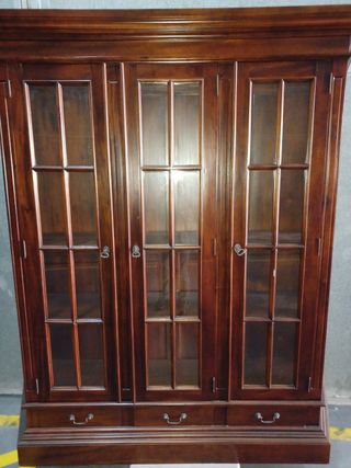 Vitrina de cristal madera marrón