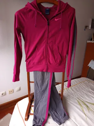 Conjunto deportivo Nike mujer