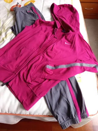 Conjunto deportivo Nike mujer