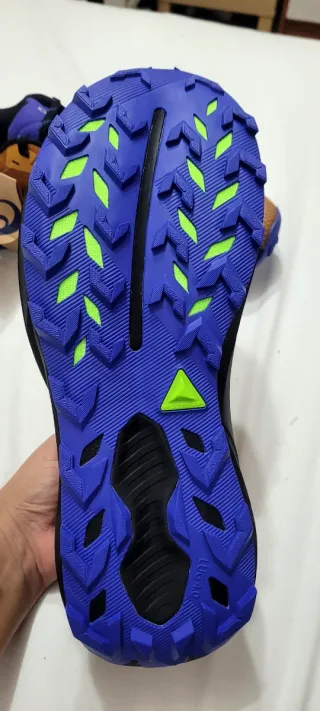 Zapatilla ASICS Trabuco 14 trail running