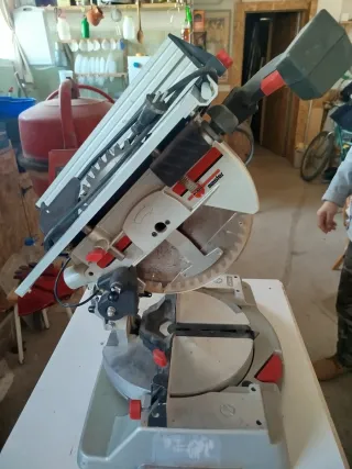 Ingletadora Telescópica Wurth 1500W