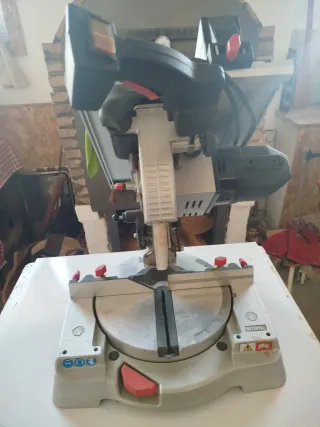 Ingletadora Telescópica Wurth 1500W