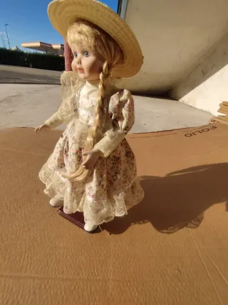 Bambola porcellana vintage