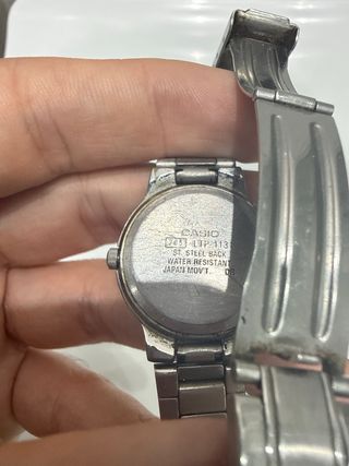 Orologio da donna Casio in argento bianco al quarzo