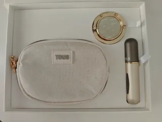 Monedero, colgador bolso y perfume (Tous) Nuevo