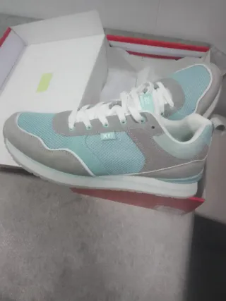 Zapatillas deportivas Xti talla 40
