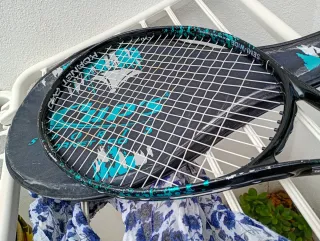Raqueta de tenis Cups Hornet Pro