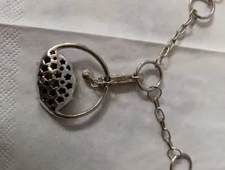 Collana di metallo con pietra dura
